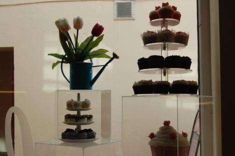 185948_4156341103395_845400964_n