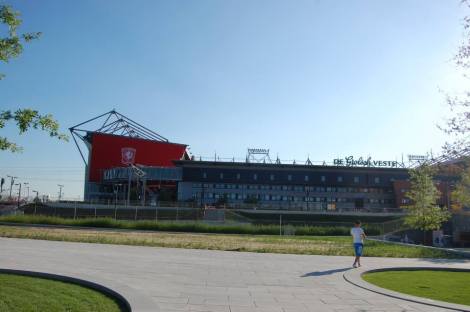 559689_10201308730496837_1688327144_n