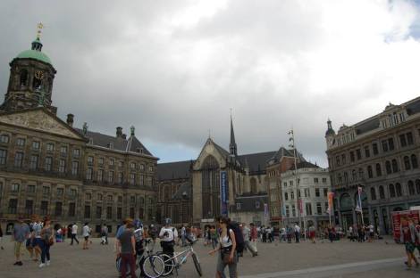 933914_10201306341677118_2103960800_n